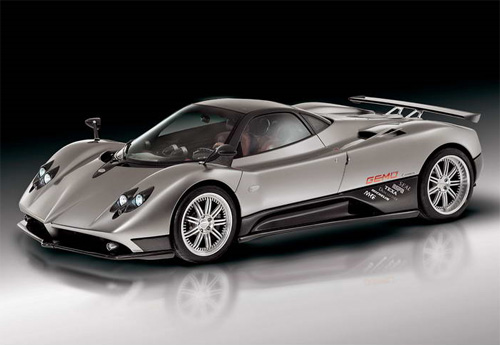 Pagani Zonda F is a special edition car that will be built alongside the 